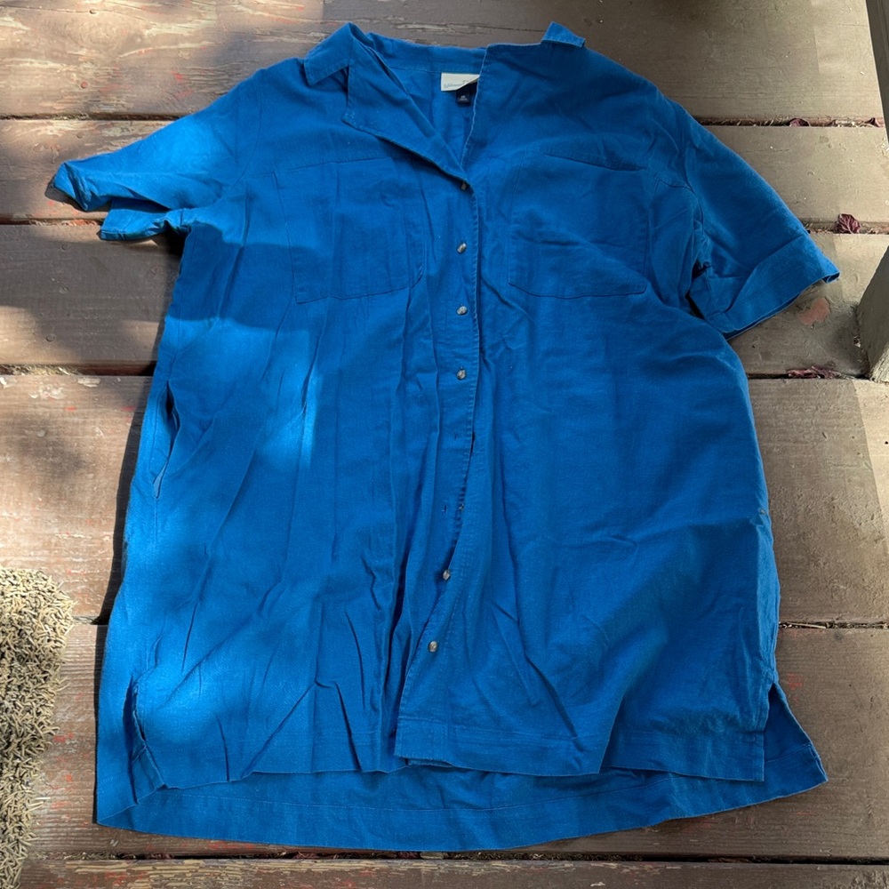 Universal Thread Blue Button-Up Top